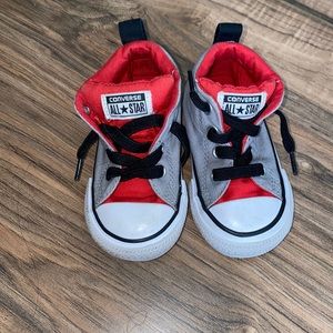 Converse size 5T